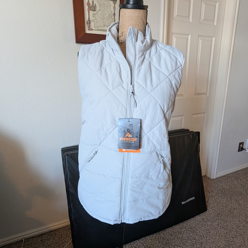 Ridgecut Quilted White Vest